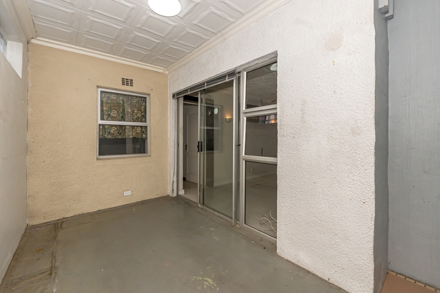 7 Bedroom Property for Sale in Lentegeur Western Cape